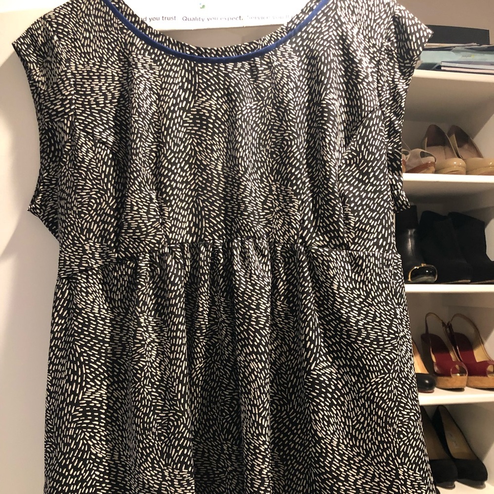 Black and white maternity tank